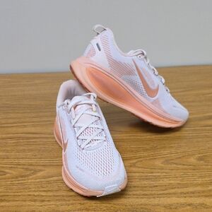 Nike Vomero 18 Light Soft Pink Women's Size 8 HM6804 601 New